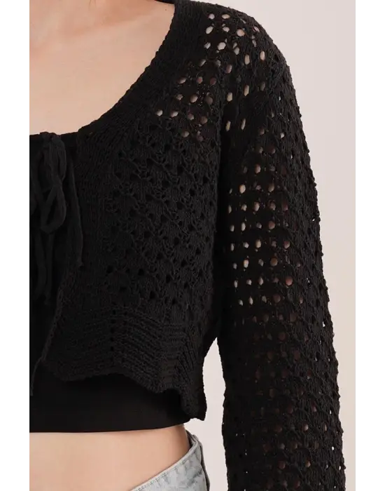 Omarı Zarif Siyah Ajurlu Crop Hırka