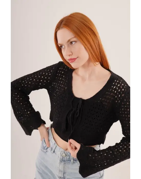 Omarı Zarif Siyah Ajurlu Crop Hırka