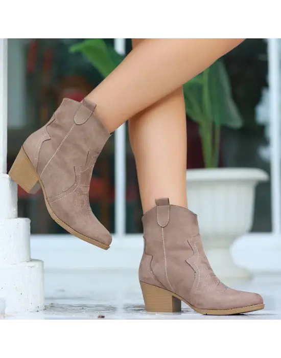 Akver Vizon Süet Topuklu Bot