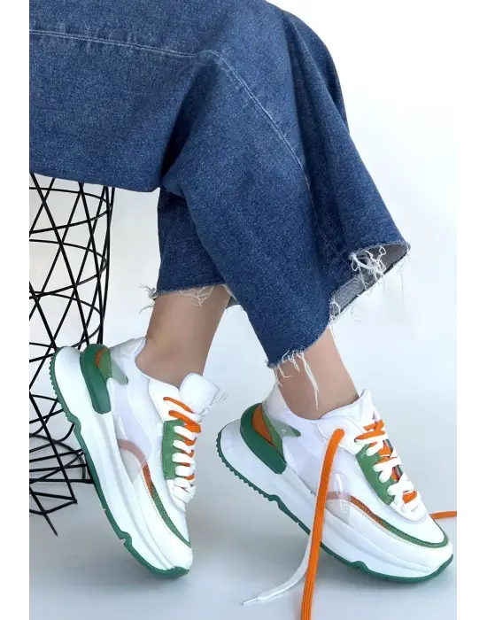 Aleh Beyaz Cilt Yeşil Detaylı Çift Bağcıklı Spor Ayakkabı