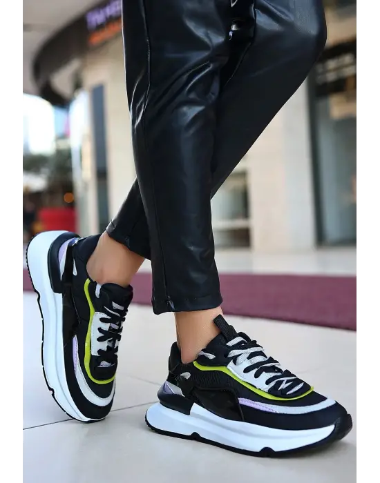 Aleh Siyah Cilt Lila Detaylı Spor Ayakkabı