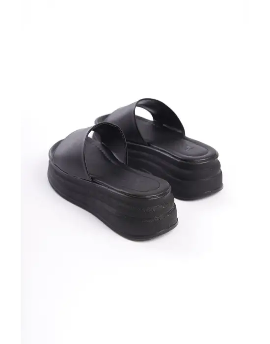 Minimal Topuklu Ayakkabı Tabanlı Bayan Terlik