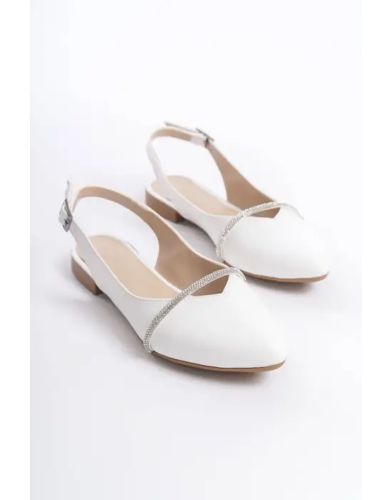 Şık Bayan Babet Ayakkabı Taş Detaylı CKısa Topuk - Beyaz
