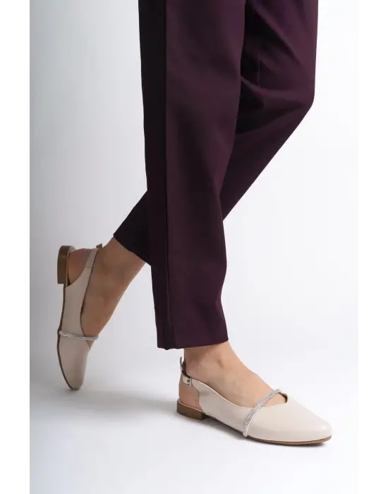 Trendy Tokalı Bayan Babet Ayakkabı