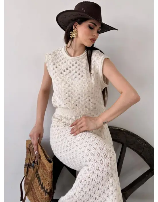 Alt Üst Takım- Bluz & Etek Triko - Krem