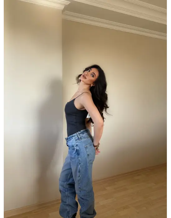 Omarı Antrasit İp Askılı Bluz