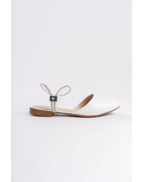 Minimal Topuklu Beyaz Babet Ayakkabı