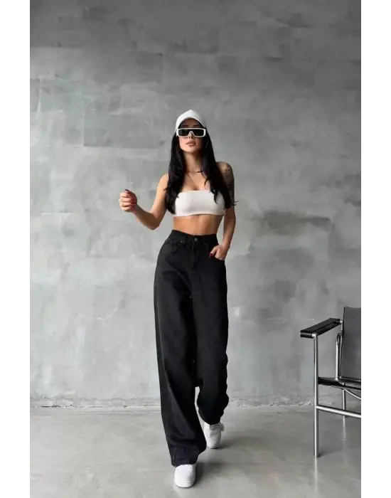 Arkadan tokalı jeans pantolon Siyah