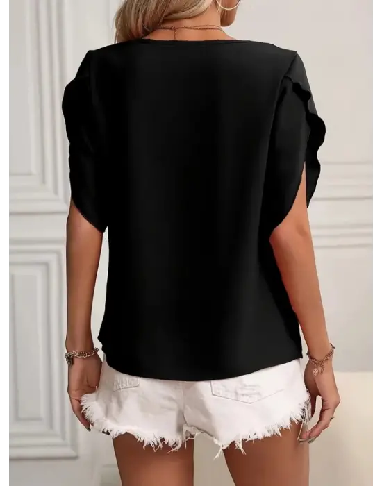 Omarı Yeni Nesil Yaka ve Kol Detaylı Kadın Bluzu