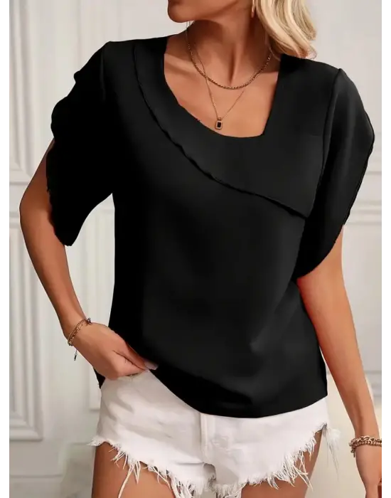 Omarı Yeni Nesil Yaka ve Kol Detaylı Kadın Bluzu