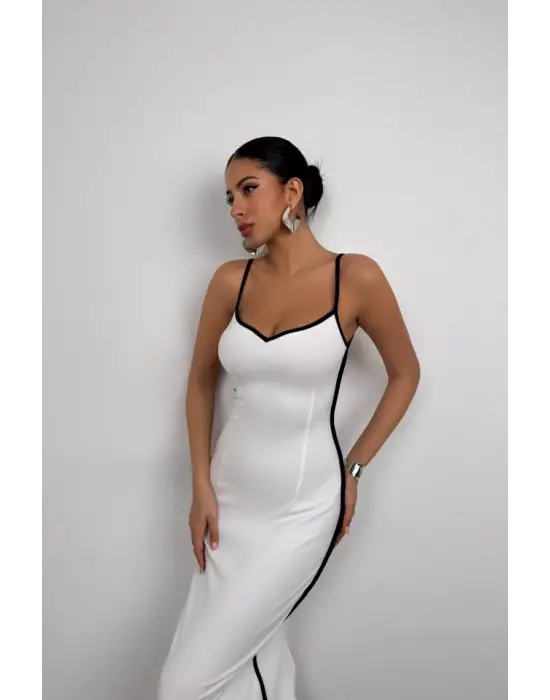 Omarı Kalp Yaka Biye Detaylı Elbise