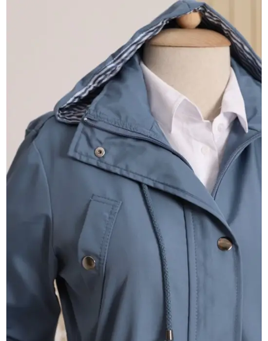 Omarı Çizgili Trençkot - İndigo Renk Seçeneği