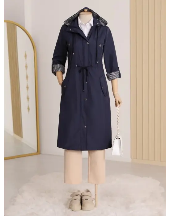 Astarı Çizgili Trençkot     -Laci