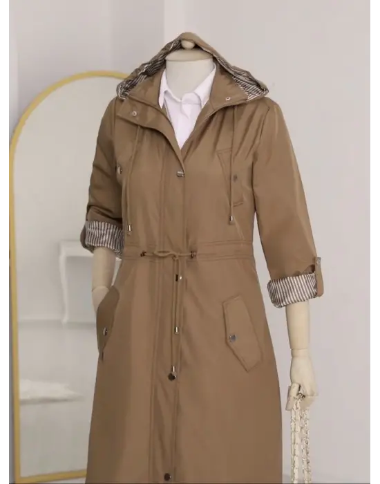 Omarı Çizgili Taba Trençkot