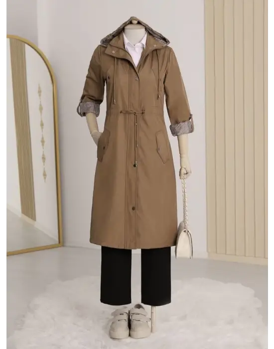 Omarı Çizgili Taba Trençkot