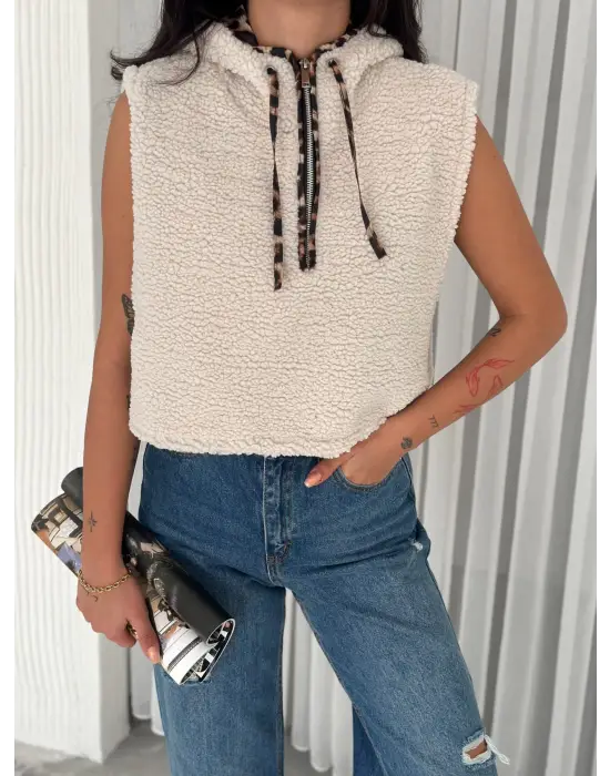 Astarlı kapşonlu kuzu yelek beyaz t1243