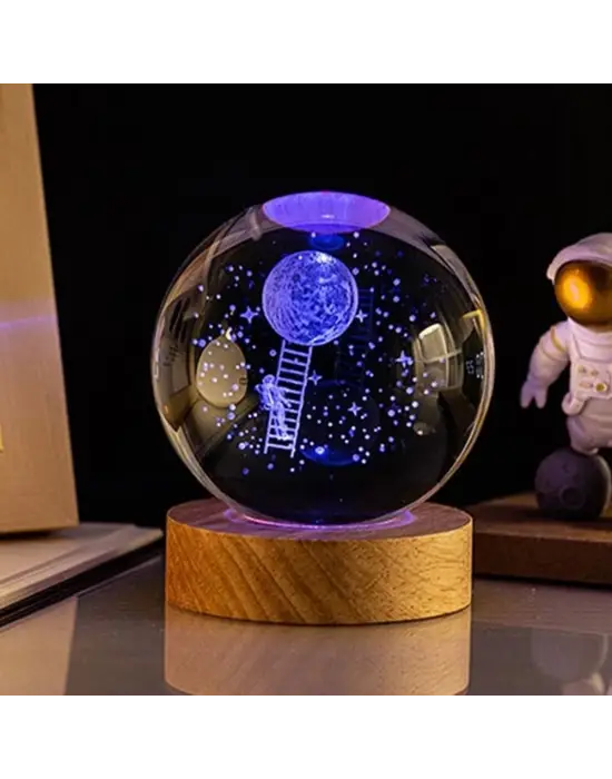Aya Çıkan Astronot Tasarım Cam Küre