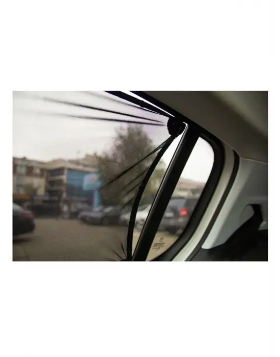 Omarı Ayarlanabilir Oto Yan Cam Güneşliği