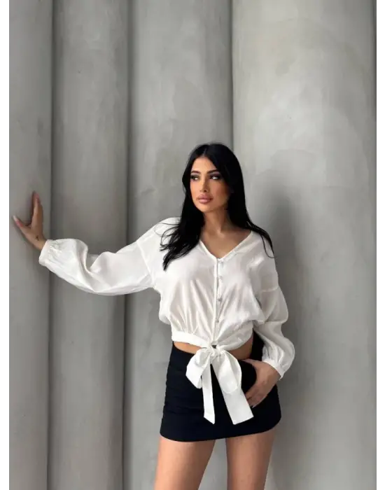 Omarı İnci Düğmeli Bağlama Desenli Gömlek