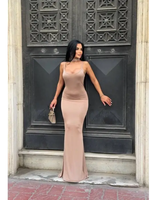 Omarı Denizin Zarif Dokunuşu: Balık Desenli Elbise