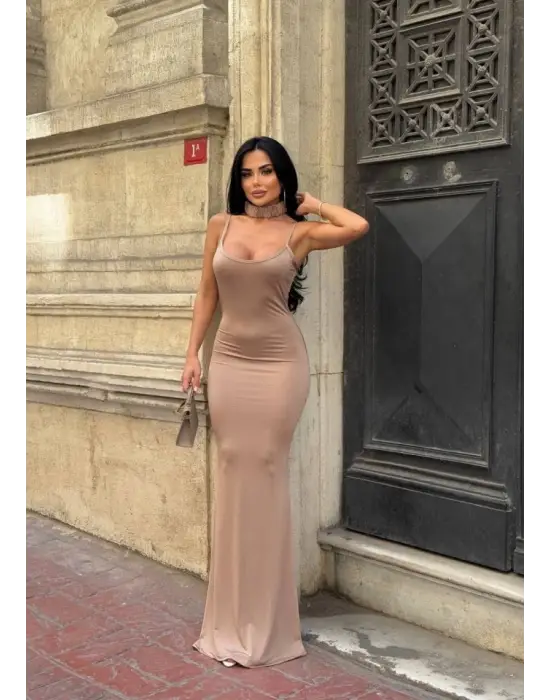 Omarı Denizin Zarif Dokunuşu: Balık Desenli Elbise