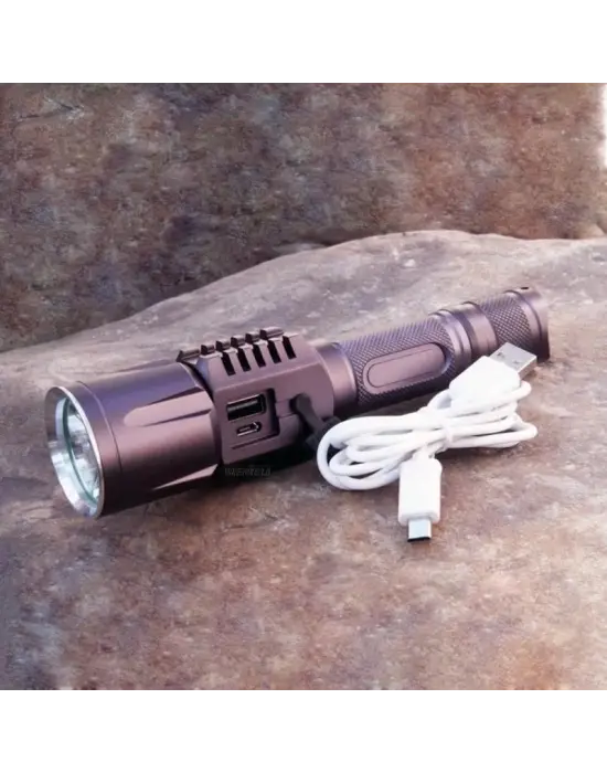 Baretta Brs18 Oto Şarjlı T6 Led 3000 Lümen El Feneri