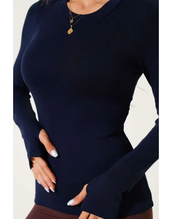 Basic Parmak Geçirme Detaylı Bluz Lacivert T4266