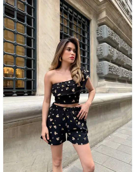 Eğlenceli Fırfırlı Takım