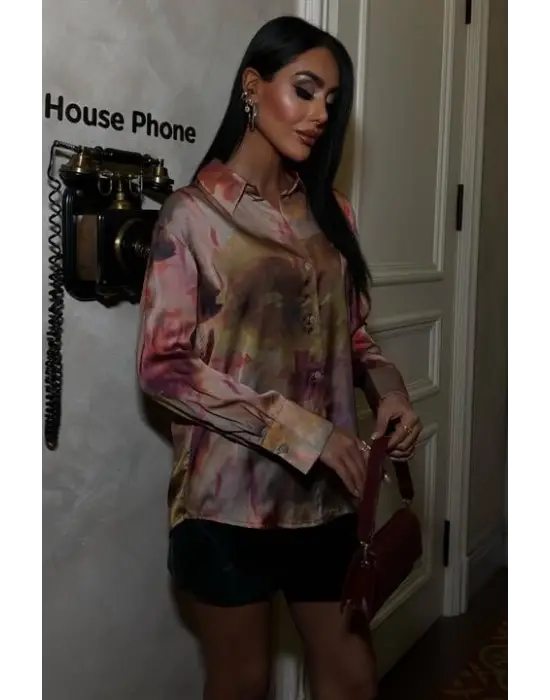 Batik Desenli Saten Gömlek 3445