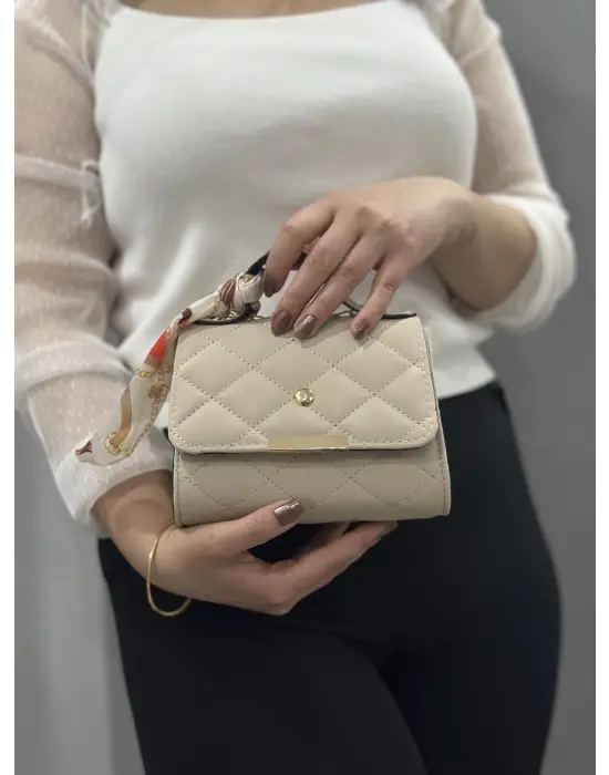 Omarı Zarif Bej Renkli Deri Çanta