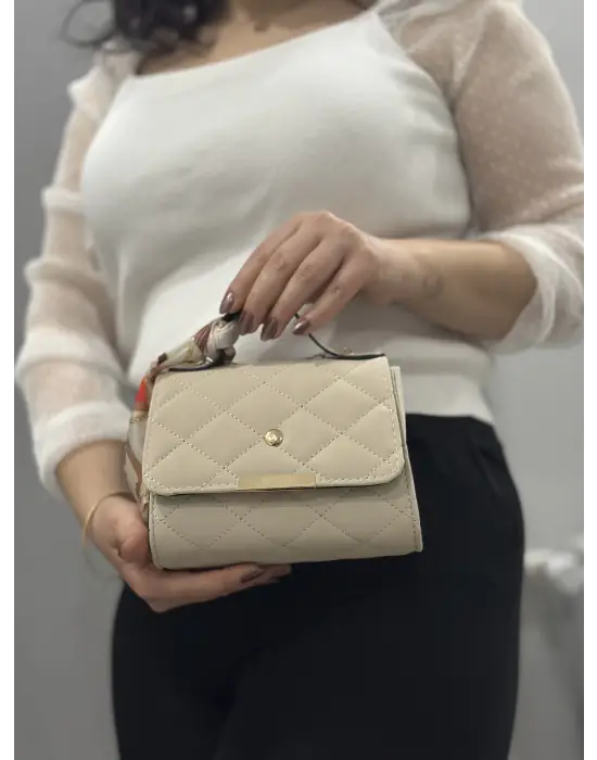 Omarı Zarif Bej Renkli Deri Çanta