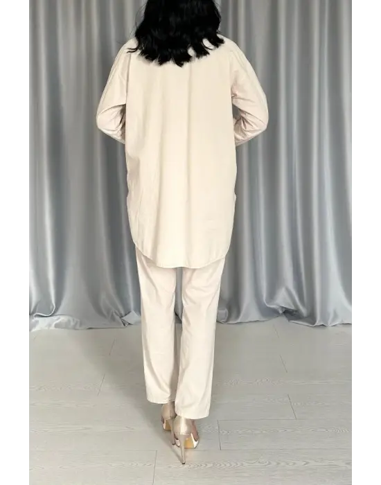 Bej Gömlek Ve Çıtçıtlı Pantolon Takım