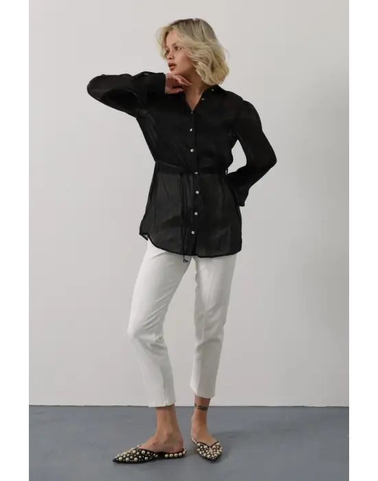 Omarı Siyah Belden Bağlamalı Uzun Kol Gömlek