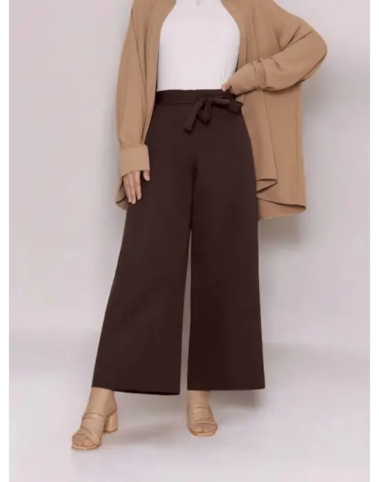 Omarı Esnek Beliyle Rahat Kullanımlı Bol Paça Pantolon