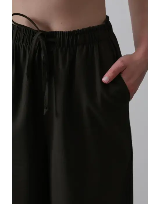 Omarı Rahat ve Şık Beli Lastikli Pantolon - Koyu Haki