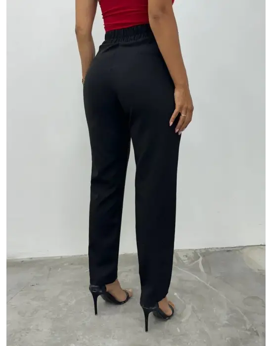 Omarı Şık ve Rahat Beli Lastikli Cepli Pantolon - Siyah