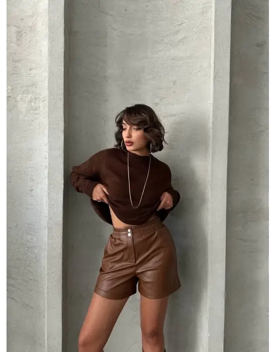 Beli lastikli çıtçıtlı deri şort kahve w241007