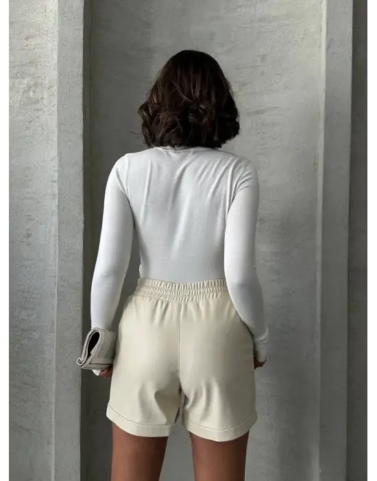 Omarı Yüksek Bel Deri Şort Krem Farlı Çıtçıtlı Cree