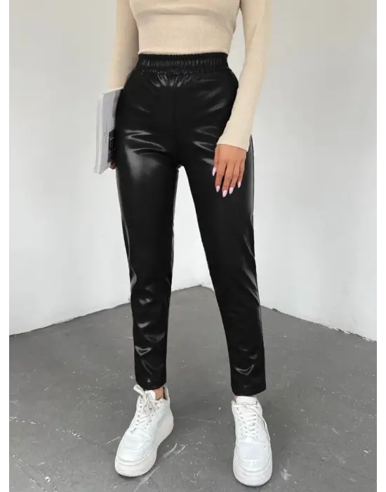 Omarı Siyah Beli Lastikli Pantolon