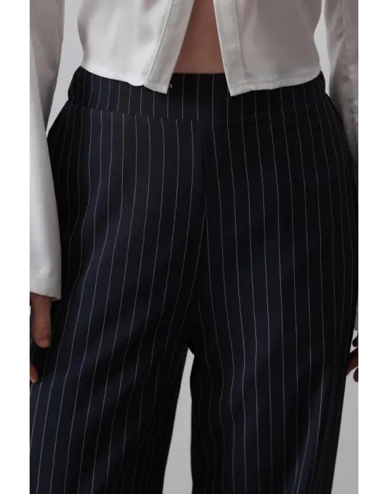 Omarı Yarım Lastikli Palazzo Pantolon - Lacivert-Beyaz