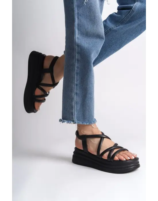 Rahat Tabanlı Ayakkabı Bayan Sandalet Siyah