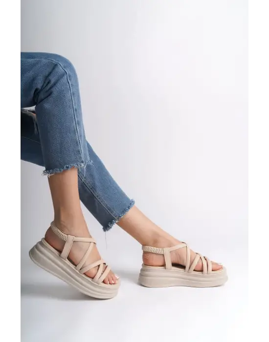 BELLA Lastikli Şerit Detaylı Rahat tabanlı ayakkabı Tabaan Bayan Sandalet CKısa Topuk - Krem