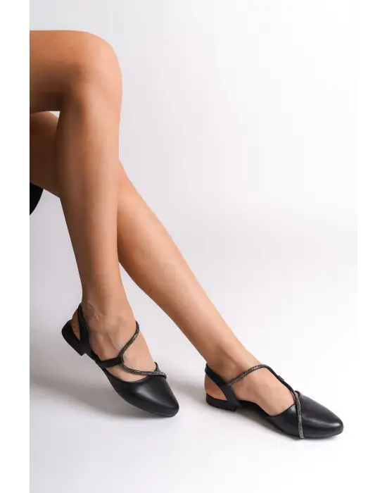 Zarif Taş Detaylı Bayan Babet Ayakkabı