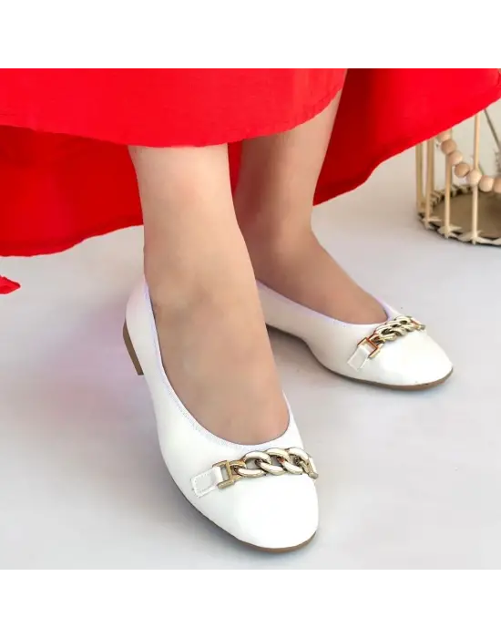 Omarı Beyaz Cilt Babet Ayakkabı