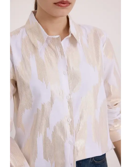 Beyaz Gold Varak Desenli Gömlek 20253