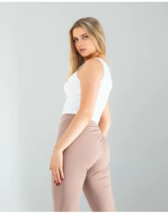 Minimal Kare Yaka Bluz