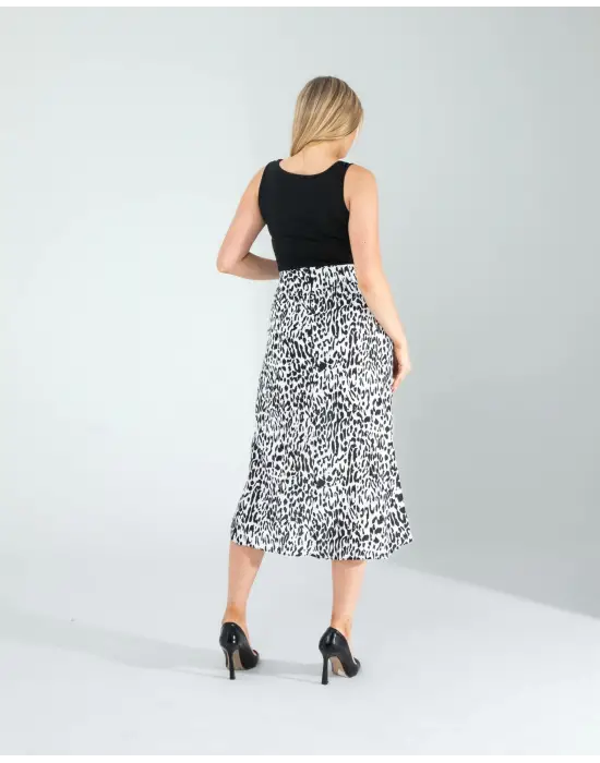 Trend Yandan Büzgülü Saten Etek