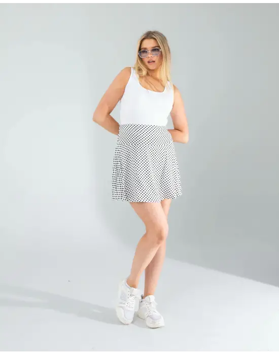 Omarı Mini Puantiyeli Beyaz Şort Etek - Yazın Tarzınızı Tamamlayın