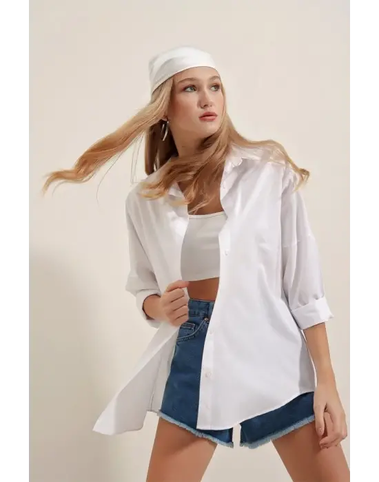 Beyaz Oversize Uzun Basic Gömlek 3900