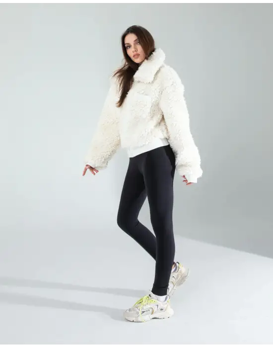 Göz Alıcı Peluş Ceket